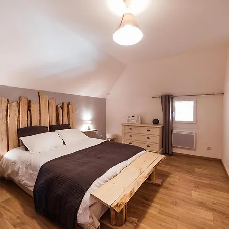 Maison Calme 14 Personnes, Piscine, Jardin Et Parking 부셰레