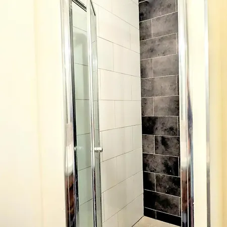 Maison Calme 14 Personnes, Piscine, Jardin Et Parking Buchères